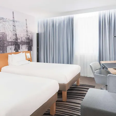 Novotel London Excel Exterior photo